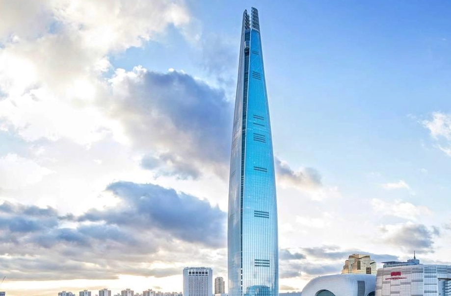 樂天世界塔Seoul Sky門票與觀景攻略：避開人潮的秘訣