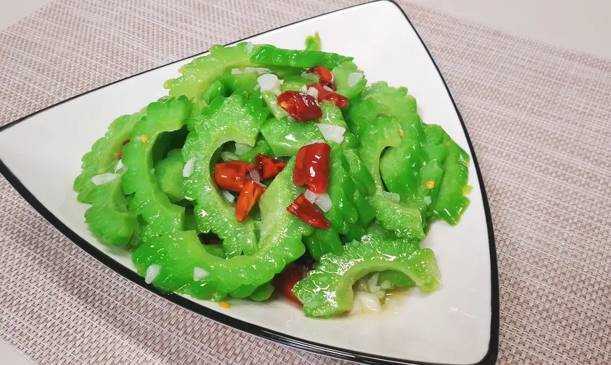 炒白苦瓜食譜：去除苦味的秘訣與家常做法