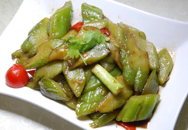 涼瓜炒苦瓜做法