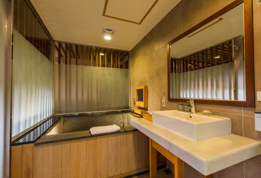 四重溪溫泉新開幕