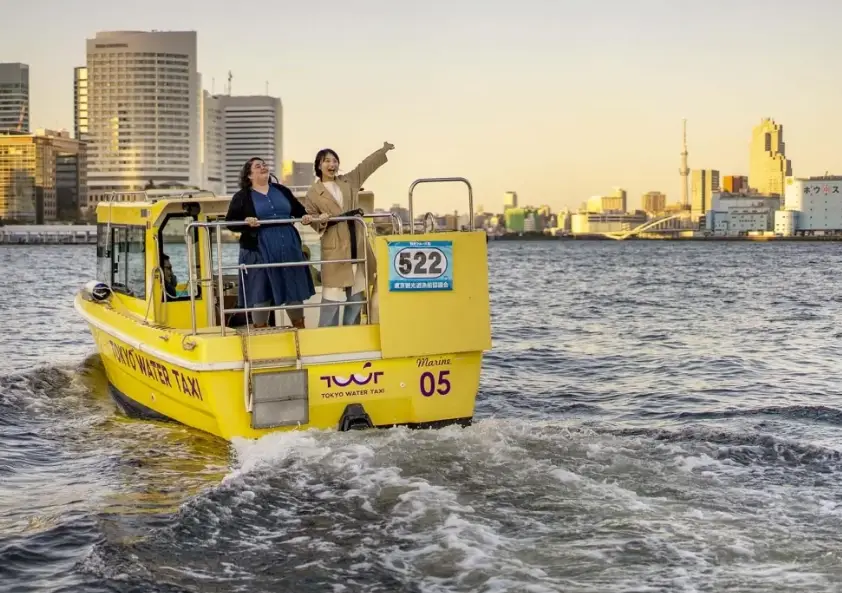 瓦卡蒂普湖遊船