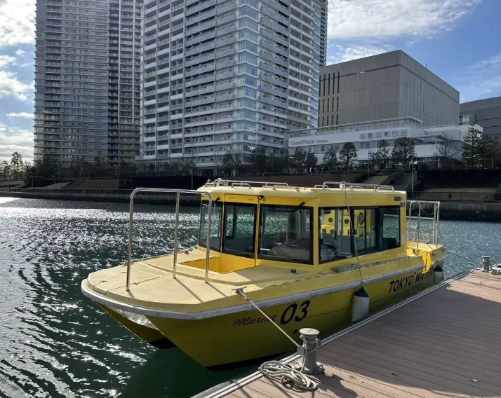 瓦卡蒂普湖遊船