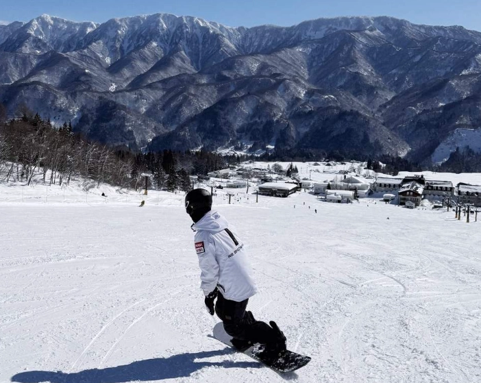 日本滑雪教練費用