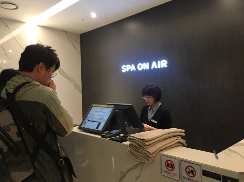 仁川機場轉機休息