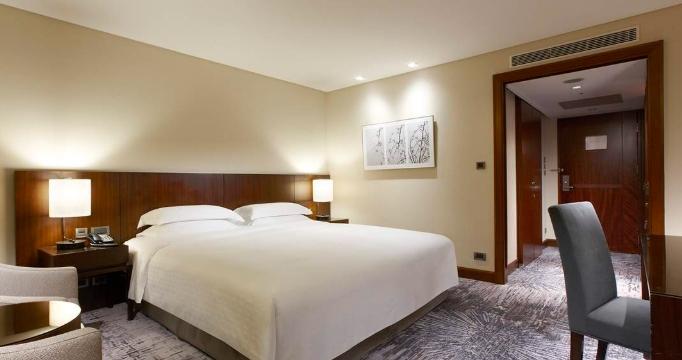 南港展覽館住宿