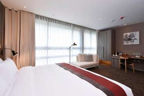 南港展覽館住宿