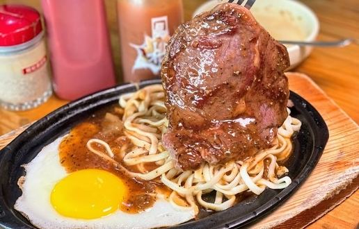 尚順育樂世界附近美食