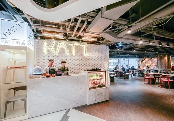 台中中友百貨美食