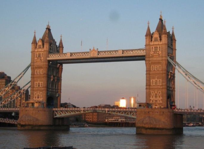 倫敦鐵橋