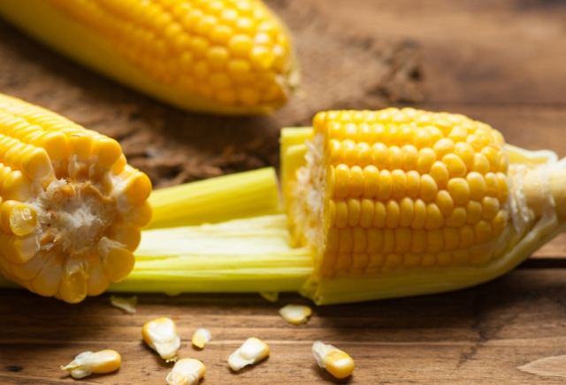 三高 吃玉米