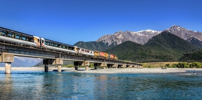 基督城到皇后鎮巴士