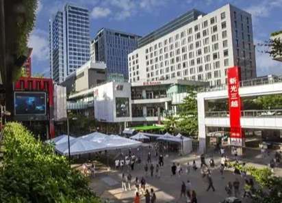 信義計畫區百貨公司