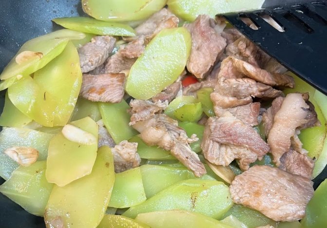 嫩莖萵苣料理方法