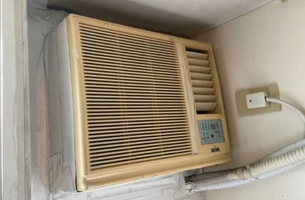 窗型冷氣安裝問題