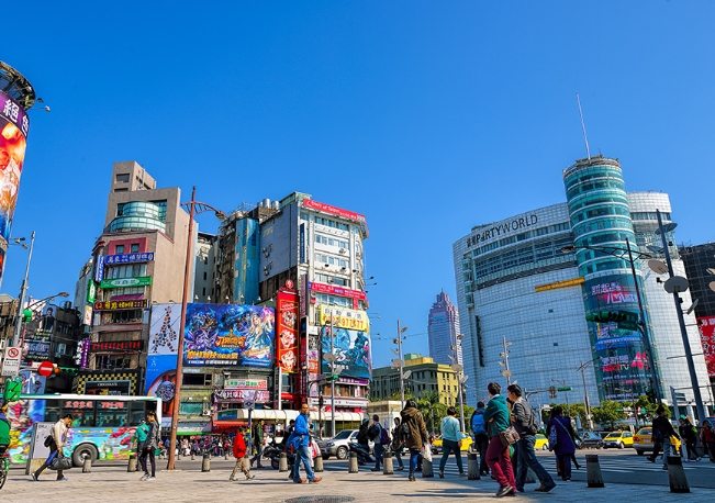 西門町人潮避開