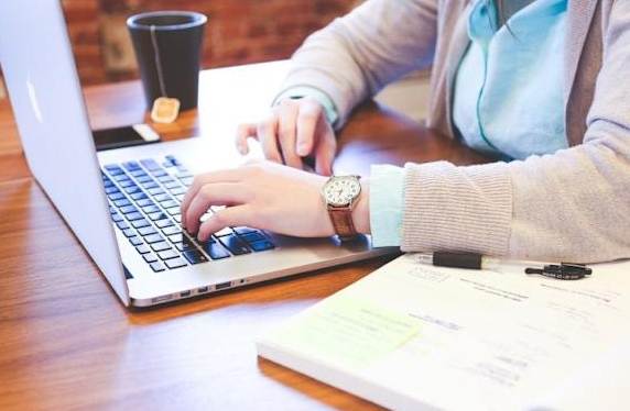 企管系畢業薪水