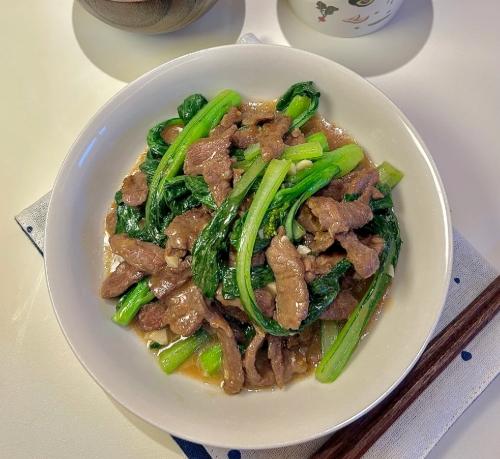 低卡路里菜心炒牛肉