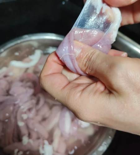 豬粉腸清潔技巧