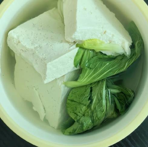 菜心豆腐湯食譜
