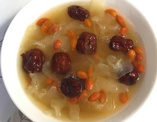 紅棗木耳湯作法