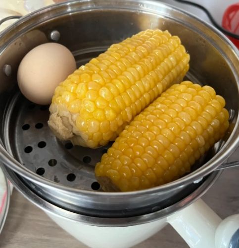 蒸玉米清洗