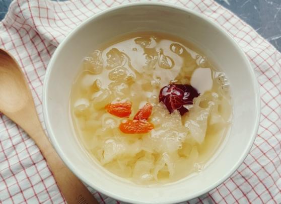 紅棗木耳湯作法