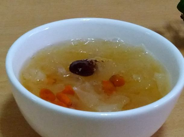 紅棗木耳湯作法