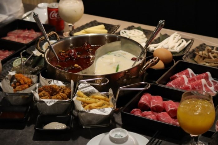 平價火鍋吃到飽