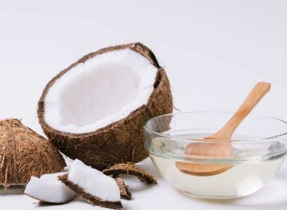 椰子油睡前飲用