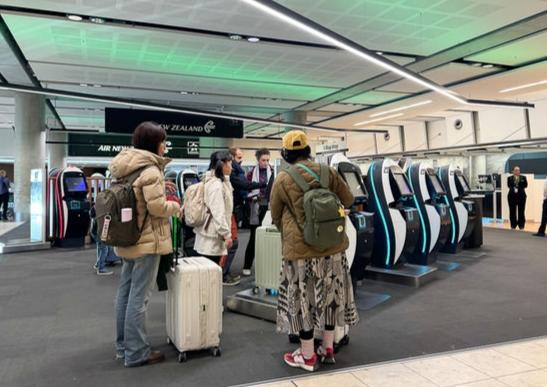 奧克蘭機場行李寄存