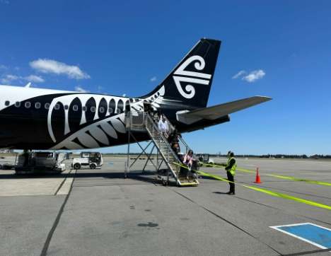 奧克蘭機場航班查詢