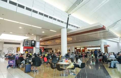 奧克蘭機場出發時間