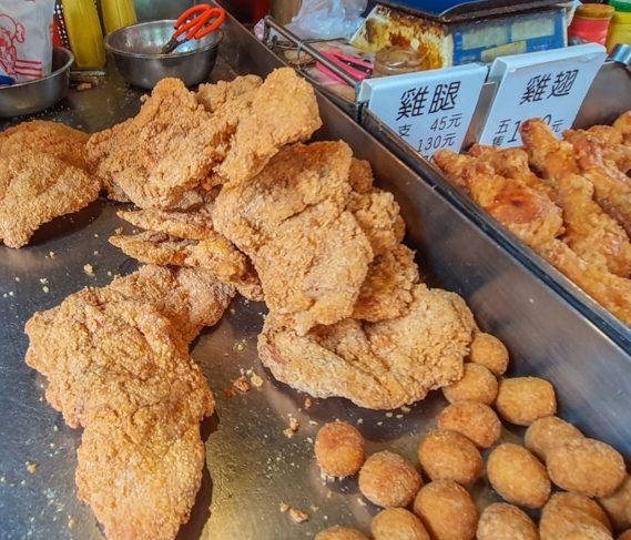 水湳市場附近餐廳