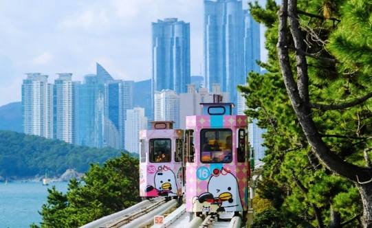 海雲台膠囊列車