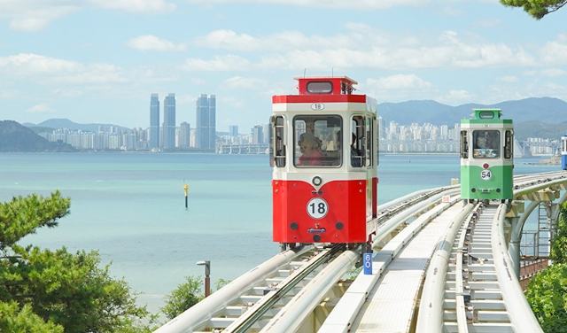釜山膠囊列車