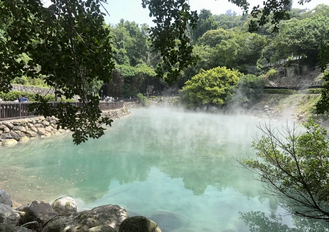北投溫泉泉質