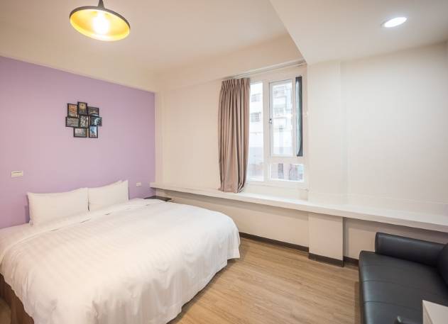 文化路夜市附近住宿