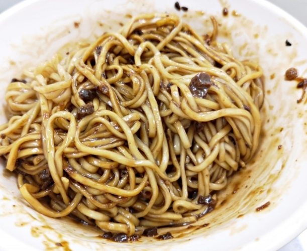 三重麻醬麵美食