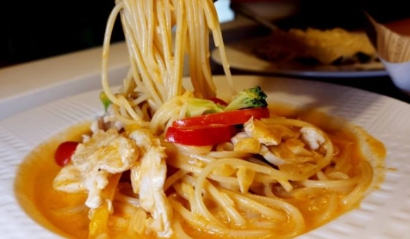 平價義大利麵三重