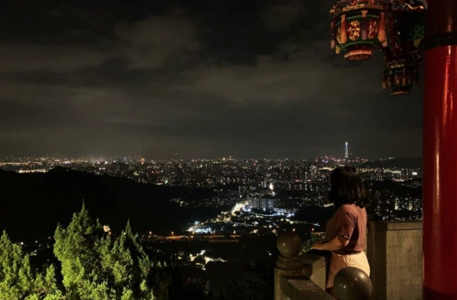 新北市咖啡廳夜景