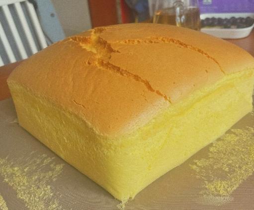 蛋糕開裂如何避免