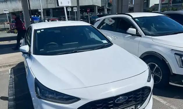 紐西蘭自駕遊租車