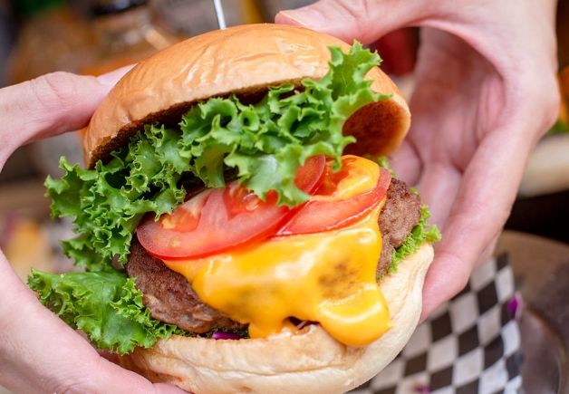 信義區美式漢堡店