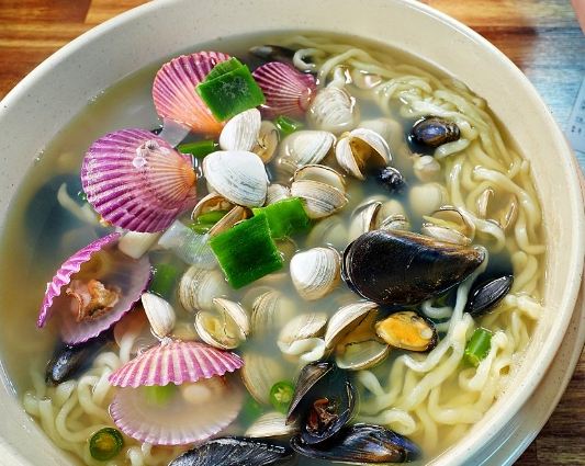 釜山海鲜刀削面