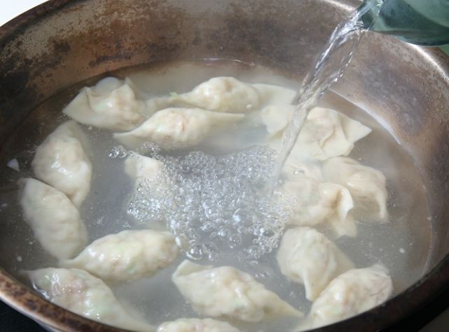 水餃煮法技巧