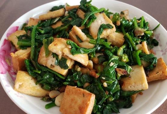 板豆腐菠菜營養
