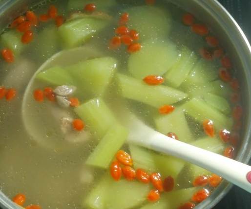 菜心排骨湯做法