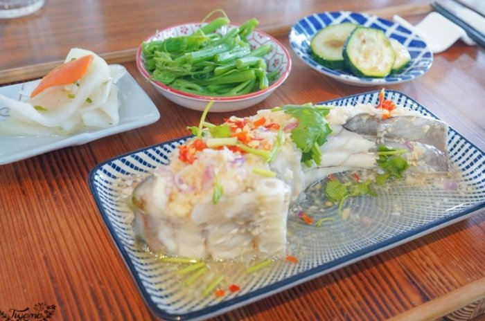 文化資產園區附近餐廳