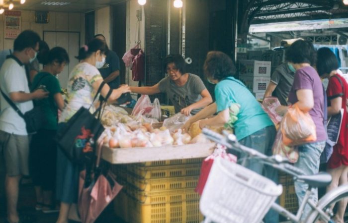 台灣傳統市場購物