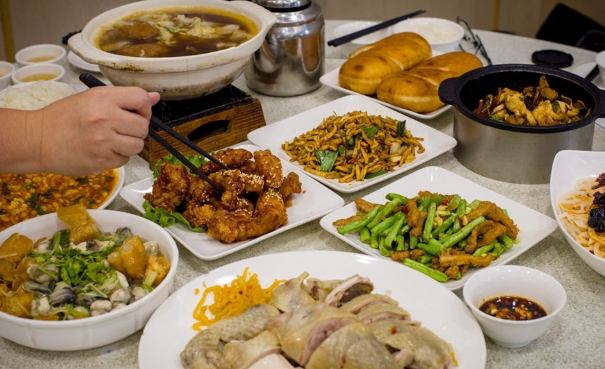 碧湖公園附近餐廳